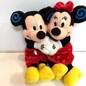 Disney Store Valentines Mickey and Minnie Mouse